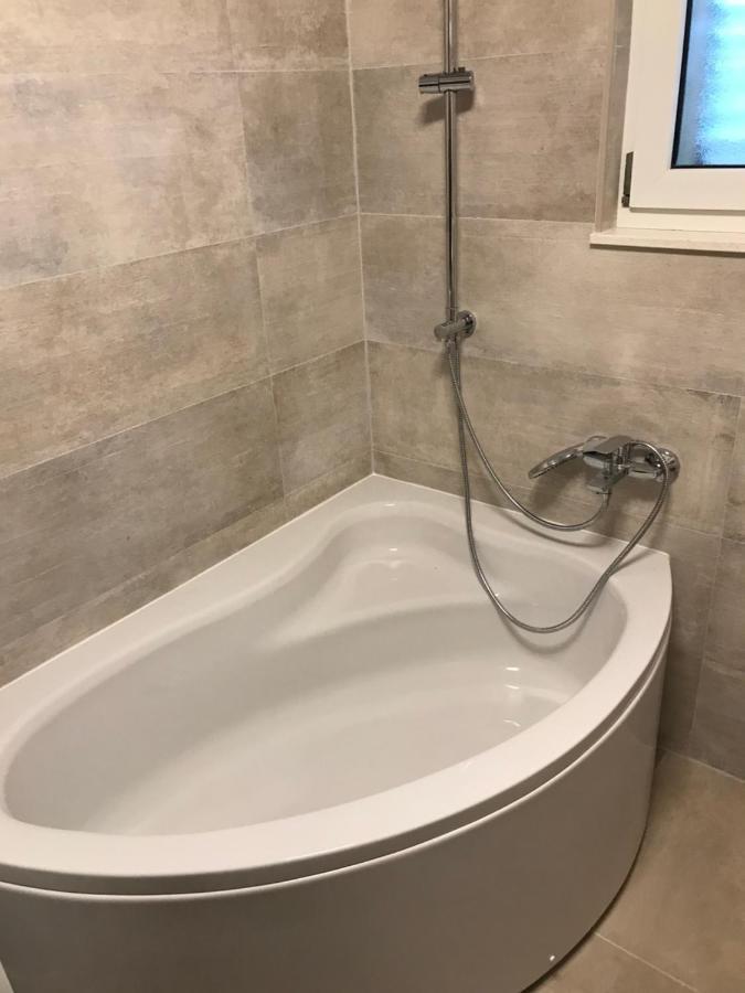 Ferienwohnung Albatros Kaštel Sućurac Exterior foto